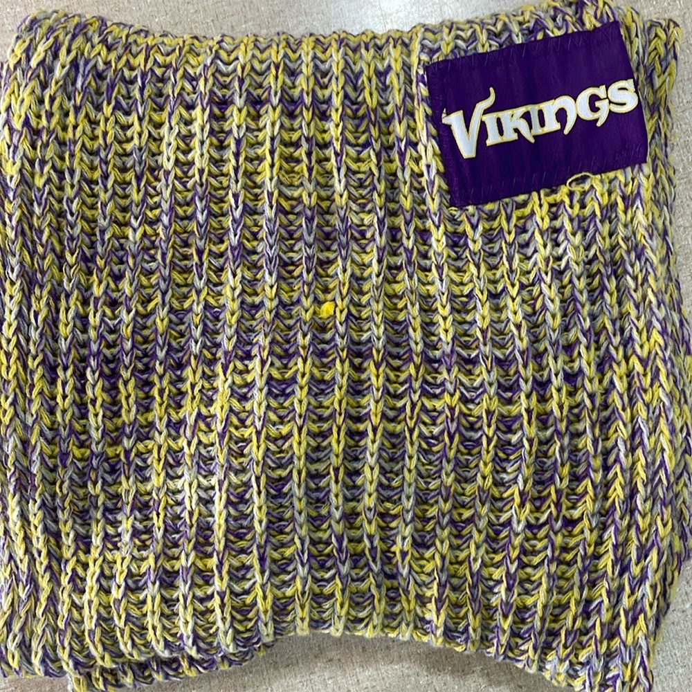 MN Vikings knit scarf